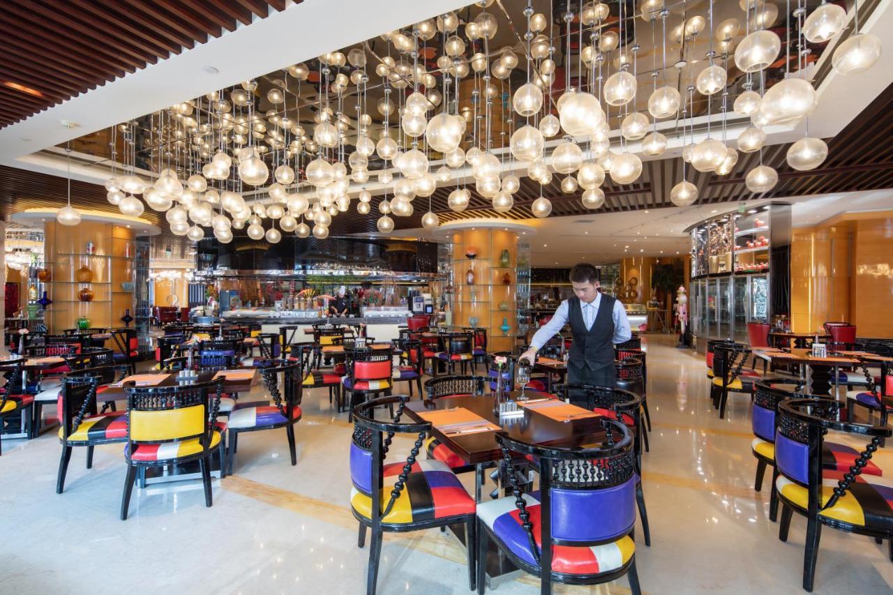 Hotel Wyndham Grand Plaza Royale Colorful Yunnan Kunming Exterior foto