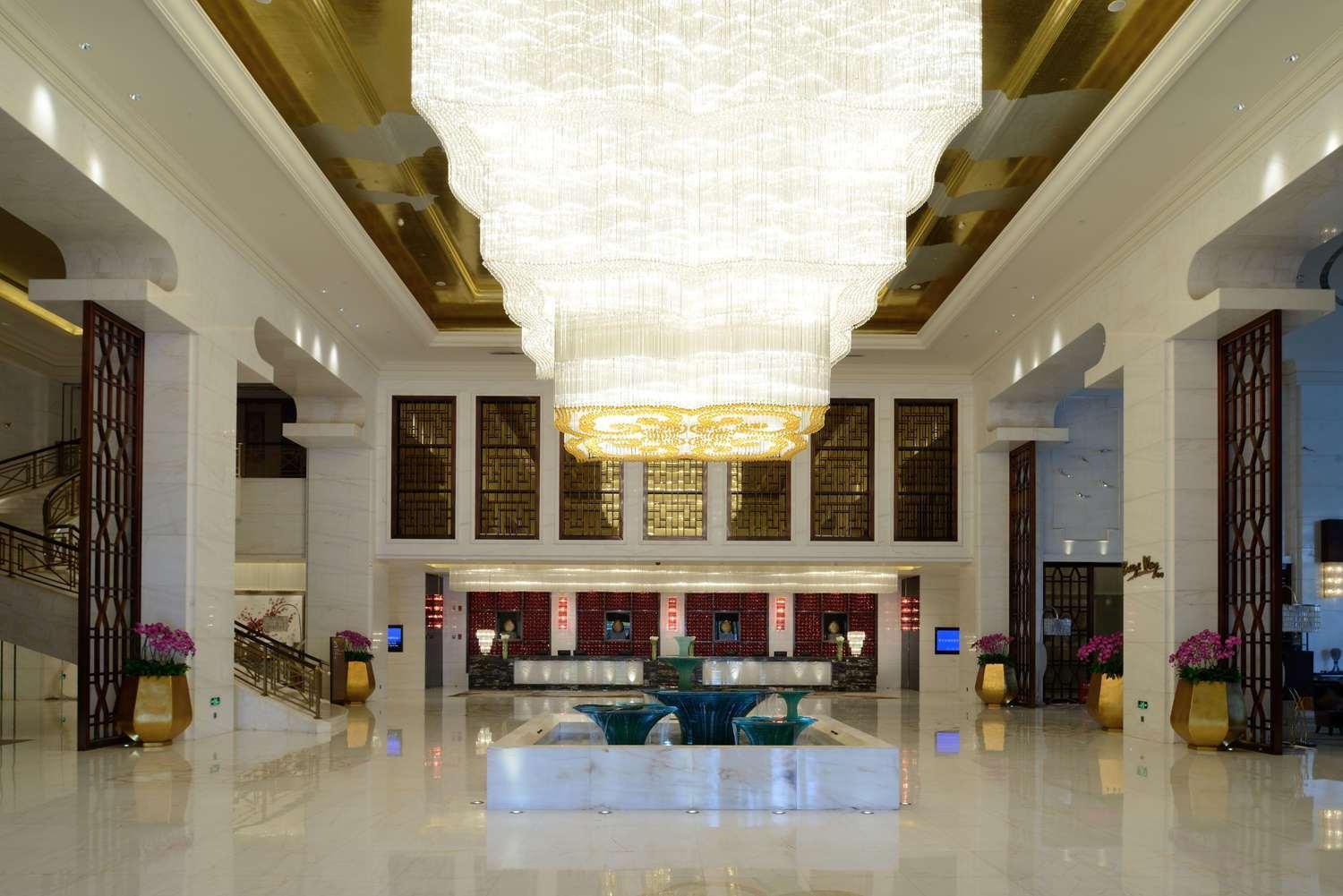 Hotel Wyndham Grand Plaza Royale Colorful Yunnan Kunming Exterior foto